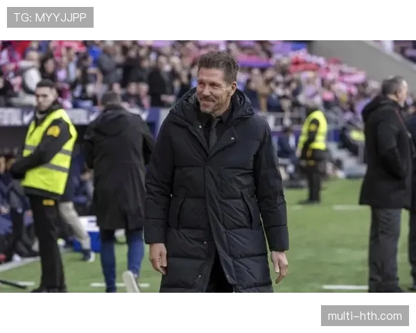 西蒙尼革新防守反击战术,引领现代足球胜利新范式 西蒙尼革新防守反击战术,引领现代足球胜利新范式