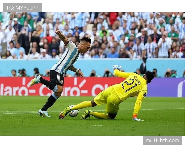 阿根廷队边路提速状态火热，强势冲击对手防线