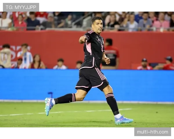 苏亚雷斯如何重塑现代中锋角色