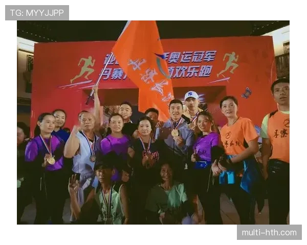 邢傲伟训练到半夜三点，这体力…普通人活不下去吧？